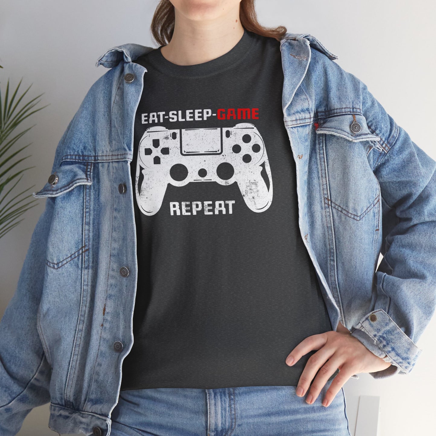 Close Up Gamer T-shirt Eat Sleep Game Repeat